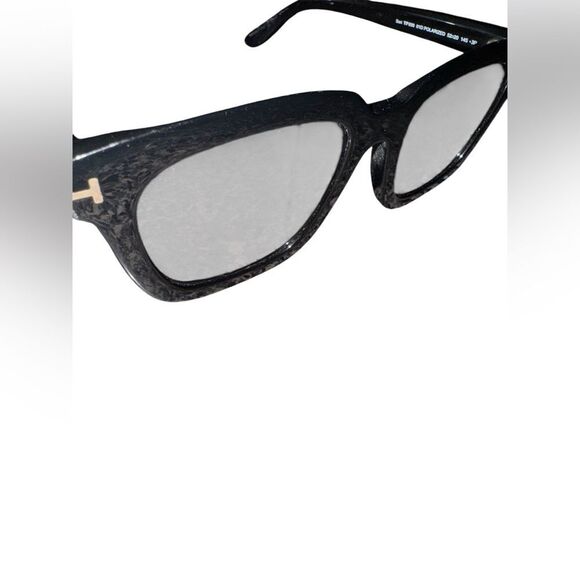 Tom Ford Sari TF690 Polarized Sunglasses MSRP $580 - Picture 9 of 9